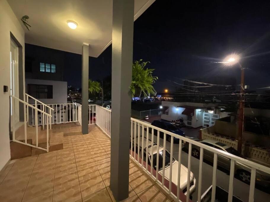 Urban Lodgings One @ Roosevelt 457 San Juan Bagian luar foto